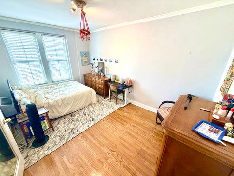 Tiny photo for 6101 N Sheridan Road #11E, Chicago, IL 60660 (MLS # 12700197)