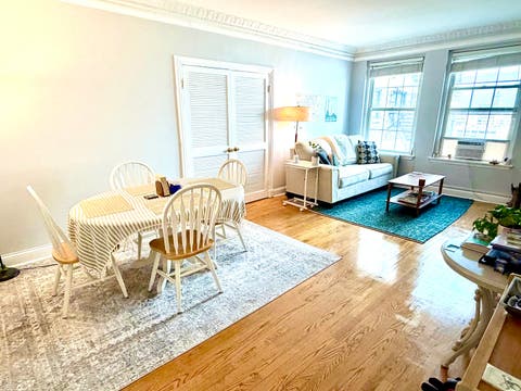 Tiny photo for 6101 N Sheridan Road #11E, Chicago, IL 60660 (MLS # 12700197)