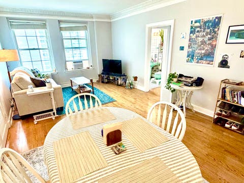 Tiny photo for 6101 N Sheridan Road #11E, Chicago, IL 60660 (MLS # 12700197)