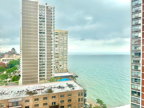 Tiny photo for 6101 N Sheridan Road #11E, Chicago, IL 60660 (MLS # 12700197)