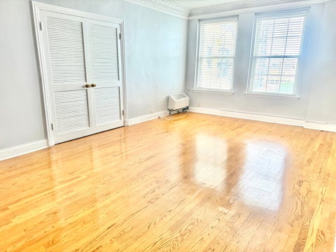 Tiny photo for 6101 N Sheridan Road #11E, Chicago, IL 60660 (MLS # 12700197)