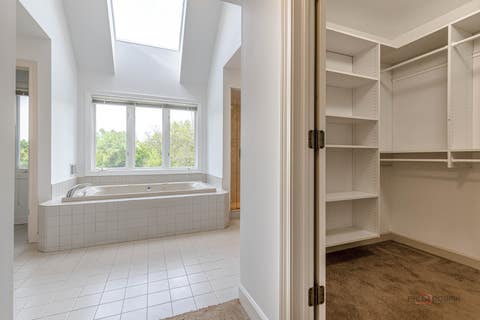 Tiny photo for 5420 Belmont Court, Libertyville, IL 60048 (MLS # 12711143)