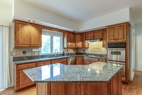 Tiny photo for 5420 Belmont Court, Libertyville, IL 60048 (MLS # 12711143)