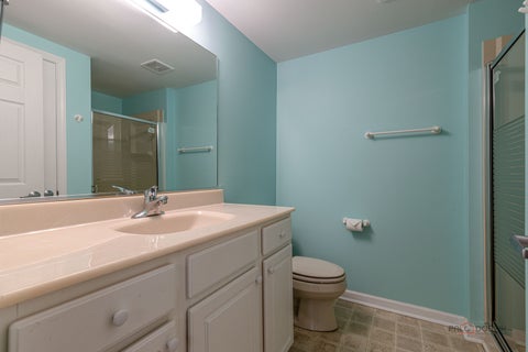 Tiny photo for 5420 Belmont Court, Libertyville, IL 60048 (MLS # 12711143)