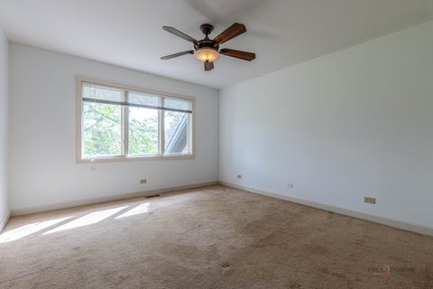 Tiny photo for 5420 Belmont Court, Libertyville, IL 60048 (MLS # 12711143)