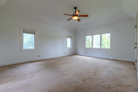 Tiny photo for 5420 Belmont Court, Libertyville, IL 60048 (MLS # 12711143)