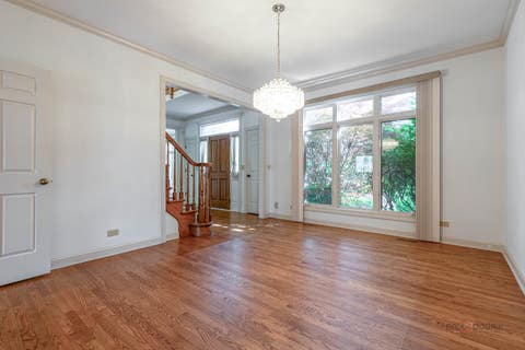 Tiny photo for 5420 Belmont Court, Libertyville, IL 60048 (MLS # 12711143)