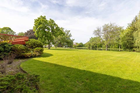 Tiny photo for 5420 Belmont Court, Libertyville, IL 60048 (MLS # 12711143)