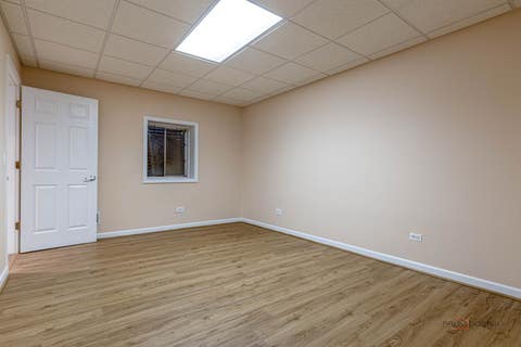 Tiny photo for 5420 Belmont Court, Libertyville, IL 60048 (MLS # 12711143)