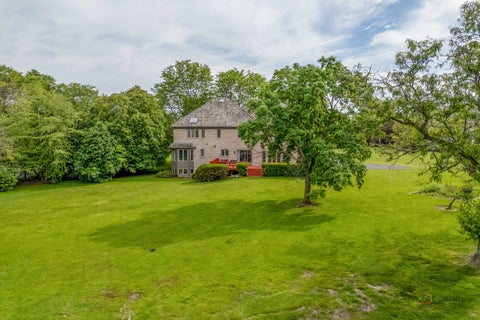 Tiny photo for 5420 Belmont Court, Libertyville, IL 60048 (MLS # 12711143)