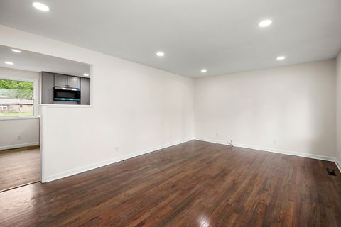 Tiny photo for 112 N El Dorado Drive, Kankakee, IL 60901 (MLS # 12637255)