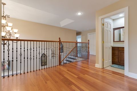 Tiny photo for 431 E Oakwood Drive, Barrington, IL 60010 (MLS # 12532408)