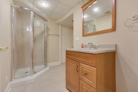 Tiny photo for 431 E Oakwood Drive, Barrington, IL 60010 (MLS # 12532408)