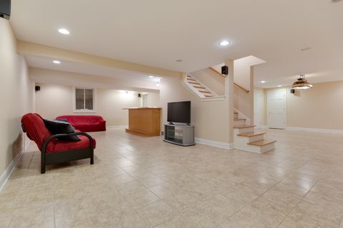 Tiny photo for 431 E Oakwood Drive, Barrington, IL 60010 (MLS # 12532408)