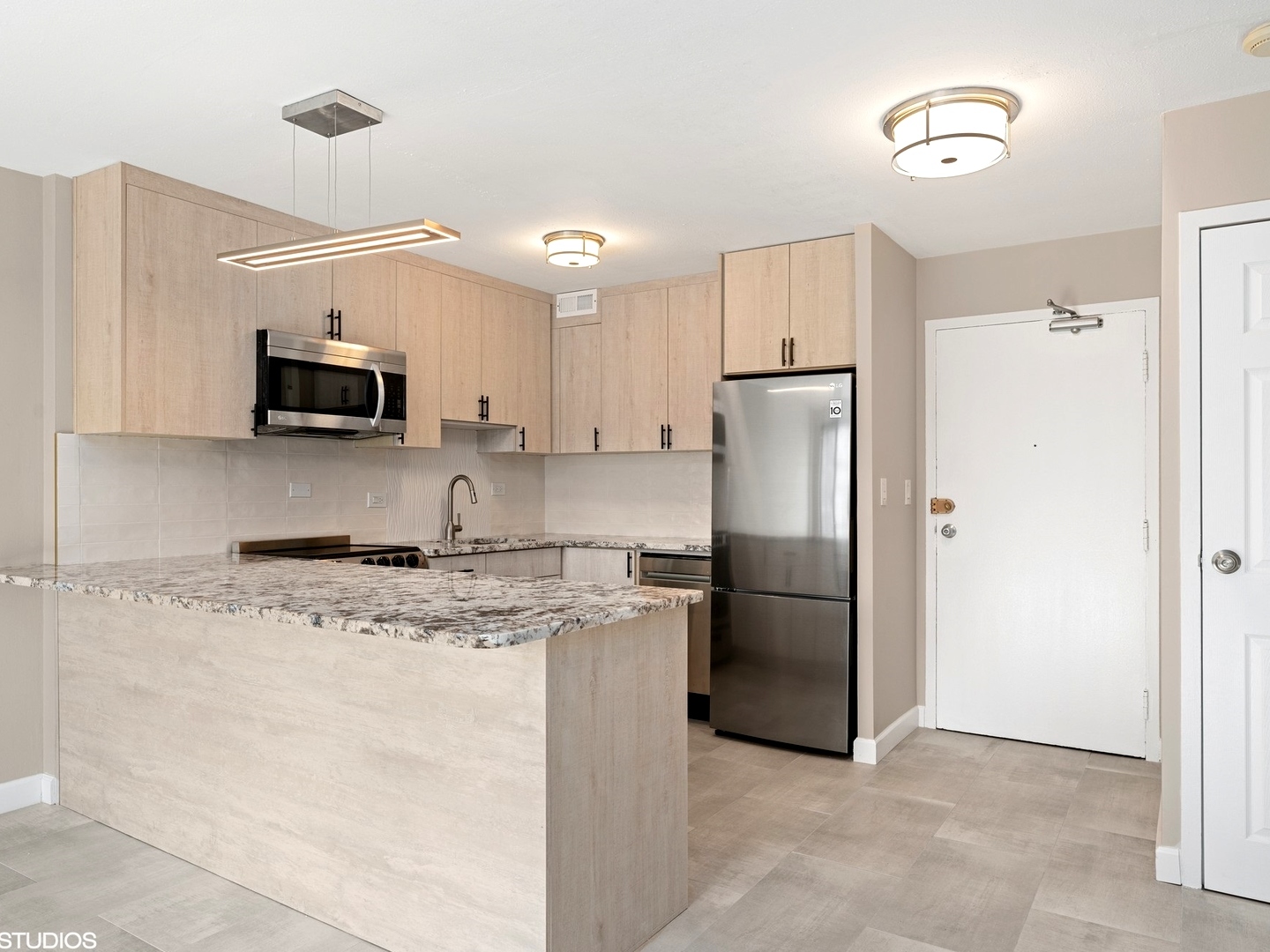 3100 N Lake Shore Drive 1402