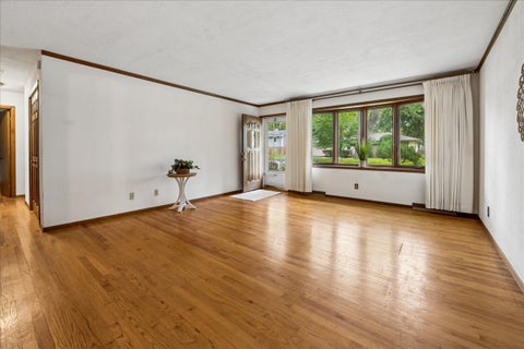 Tiny photo for 412 Scott Street, Algonquin, IL 60102 (MLS # 12744703)