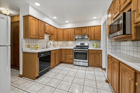 Tiny photo for 412 Scott Street, Algonquin, IL 60102 (MLS # 12744703)