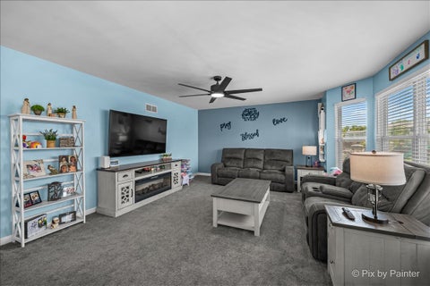 Tiny photo for 1013 Mountain View Drive, Joliet, IL 60432 (MLS # 12715363)