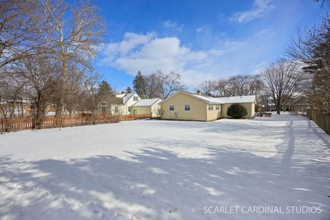 Tiny photo for 110 Travers Avenue, Wheaton, IL 60187 (MLS # 12555530)