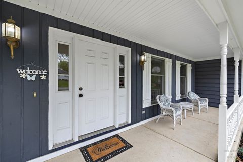 Tiny photo for 544 S Prairie Street, Cary, IL 60013 (MLS # 12630491)