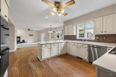 Tiny photo for 544 S Prairie Street, Cary, IL 60013 (MLS # 12630491)