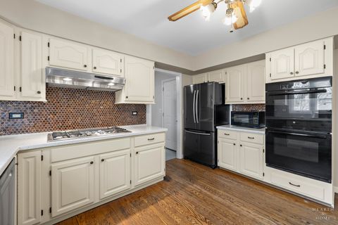 Tiny photo for 544 S Prairie Street, Cary, IL 60013 (MLS # 12630491)
