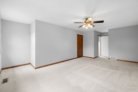 Tiny photo for 544 S Prairie Street, Cary, IL 60013 (MLS # 12630491)