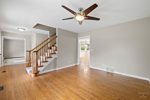 Tiny photo for 544 S Prairie Street, Cary, IL 60013 (MLS # 12630491)