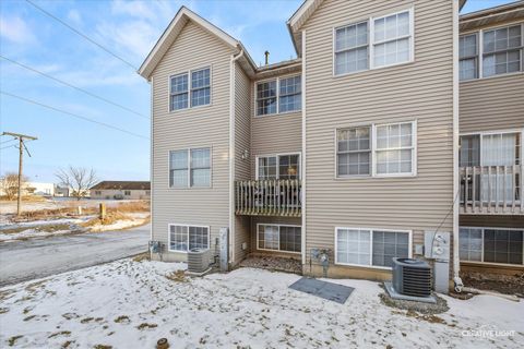 Tiny photo for 674 S Peace Road #674, Sycamore, IL 60178 (MLS # 12560171)