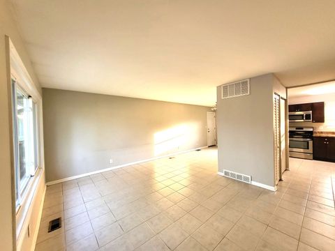 Tiny photo for 120 S Chestnut Drive, Streamwood, IL 60107 (MLS # 12425948)