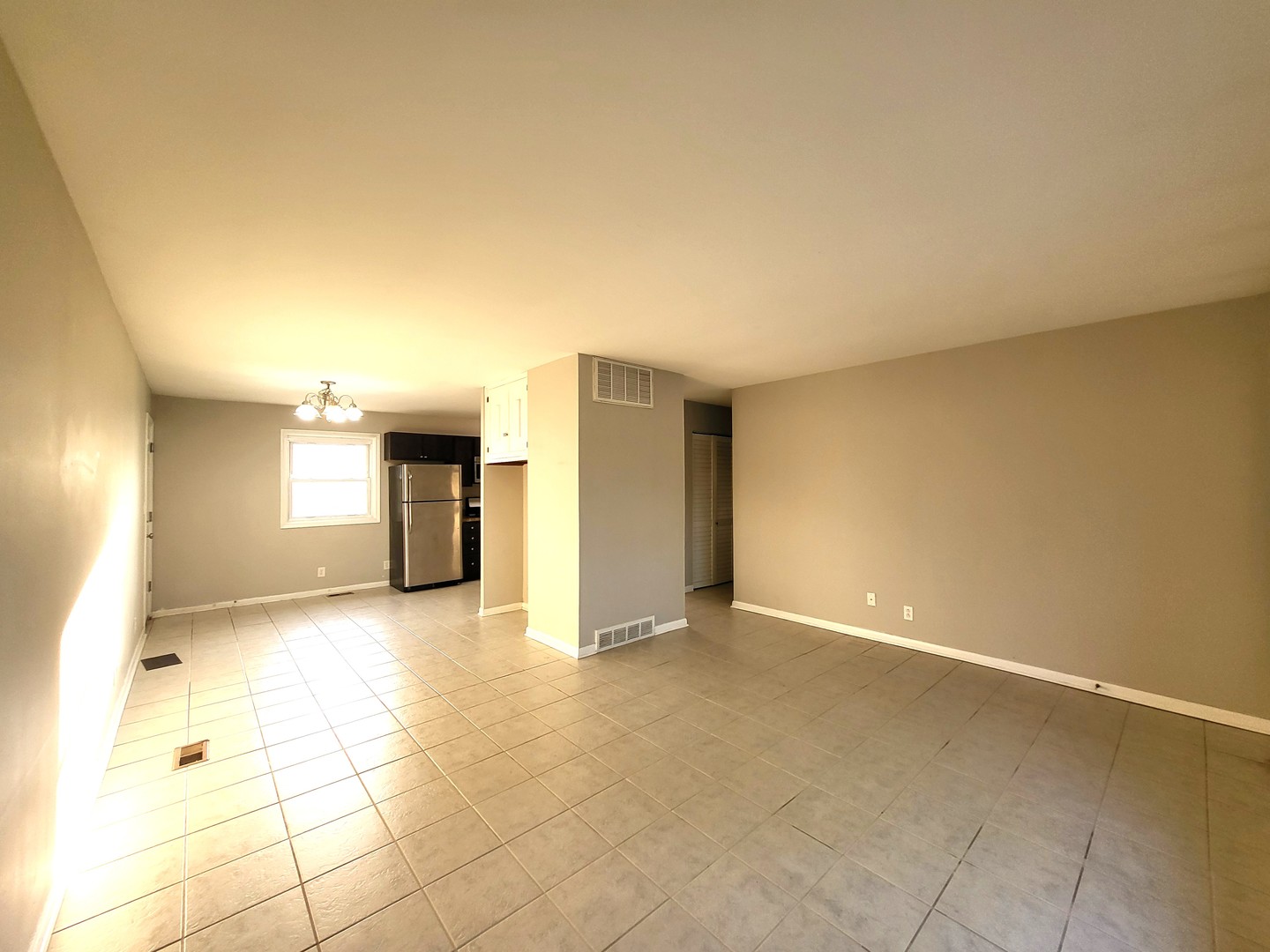 120 S Chestnut Drive