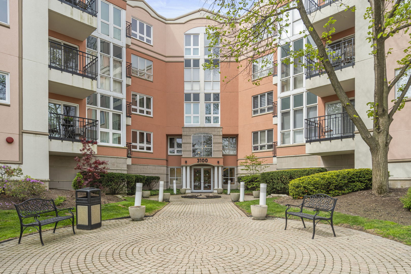 3100 Lexington Lane 203