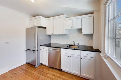 Tiny photo for 555 Hill Terrace #307, Winnetka, IL 60093 (MLS # 12606299)