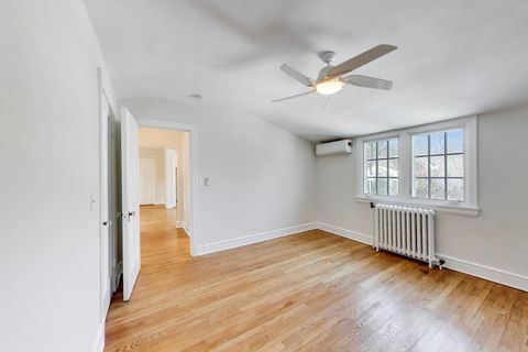 Tiny photo for 555 Hill Terrace #307, Winnetka, IL 60093 (MLS # 12606299)