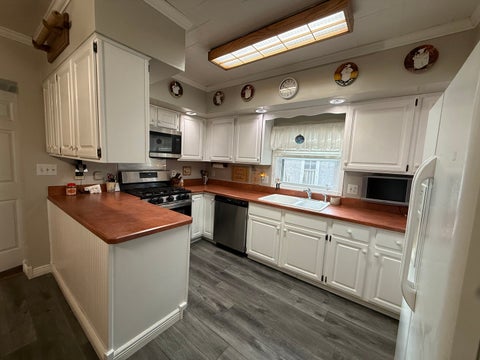 Tiny photo for 217 W Cleveland Street, Spring Valley, IL 61362 (MLS # 12795783)
