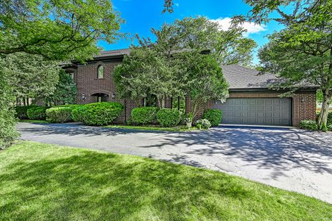 Photo of 107 Stirrup Lane, Burr Ridge, IL 60527 (MLS # 12513274)