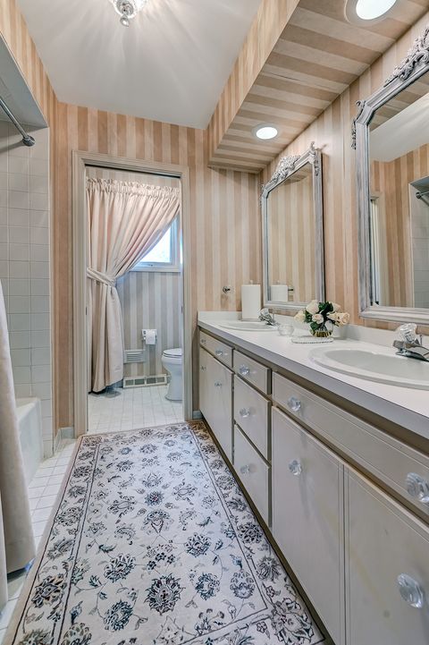 Tiny photo for 107 Stirrup Lane, Burr Ridge, IL 60527 (MLS # 12513274)