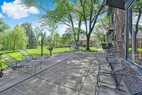 Tiny photo for 107 Stirrup Lane, Burr Ridge, IL 60527 (MLS # 12513274)