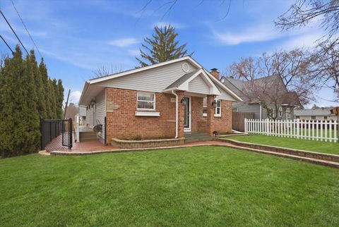 Tiny photo for 522 Lilac Court, Round Lake Beach, IL 60073 (MLS # 12587597)