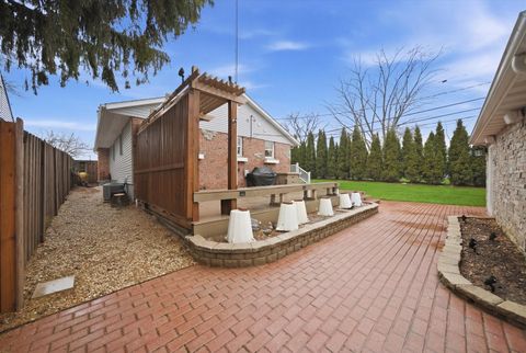 Tiny photo for 522 Lilac Court, Round Lake Beach, IL 60073 (MLS # 12587597)