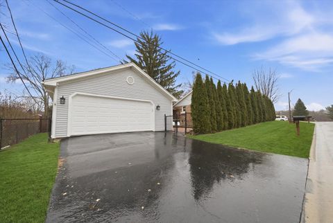 Tiny photo for 522 Lilac Court, Round Lake Beach, IL 60073 (MLS # 12587597)