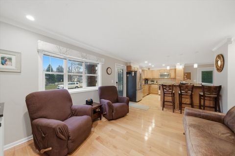 Tiny photo for 522 Lilac Court, Round Lake Beach, IL 60073 (MLS # 12587597)