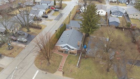Tiny photo for 522 Lilac Court, Round Lake Beach, IL 60073 (MLS # 12587597)