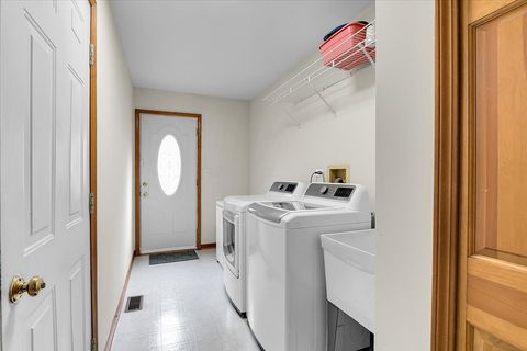 Tiny photo for 311 Millcreek Lane, Naperville, IL 60540 (MLS # 12578654)