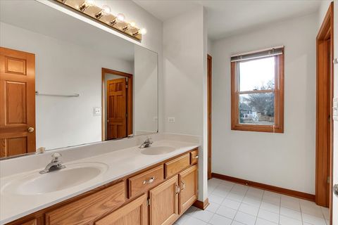 Tiny photo for 311 Millcreek Lane, Naperville, IL 60540 (MLS # 12578654)