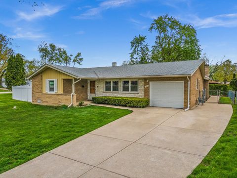 769 Bonita Avenue Elk Grove Village IL 60007
