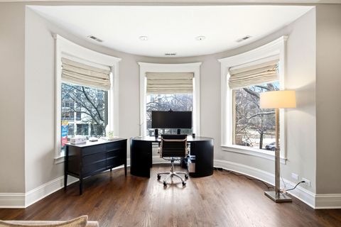 Tiny photo for 1352 N La Salle Drive, Chicago, IL 60610 (MLS # 12653138)