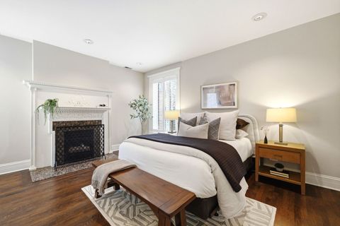 Tiny photo for 1352 N La Salle Drive, Chicago, IL 60610 (MLS # 12653138)