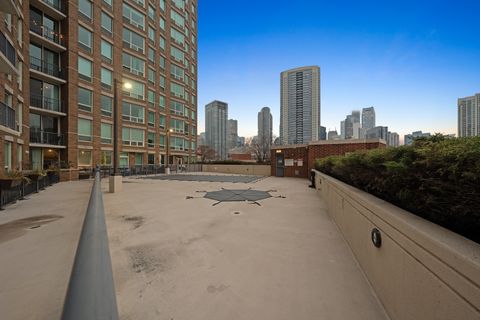 Tiny photo for 600 N Kingsbury Street #506, Chicago, IL 60654 (MLS # 12526020)