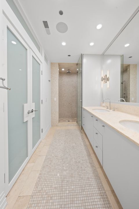 Tiny photo for 600 N Kingsbury Street #506, Chicago, IL 60654 (MLS # 12526020)